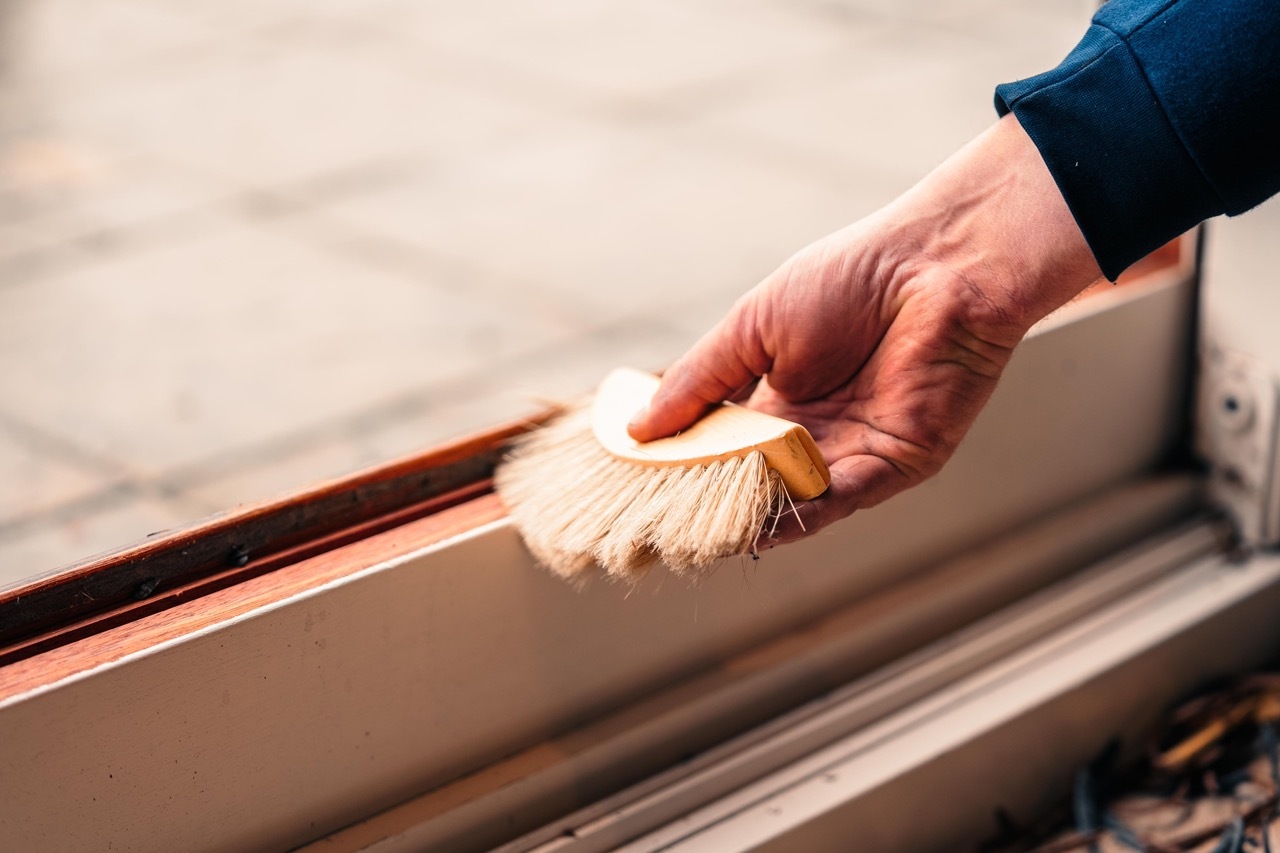 Plaatsing van HR beglazing Ug 1 0 bij renovatieproject in West Vlaanderen