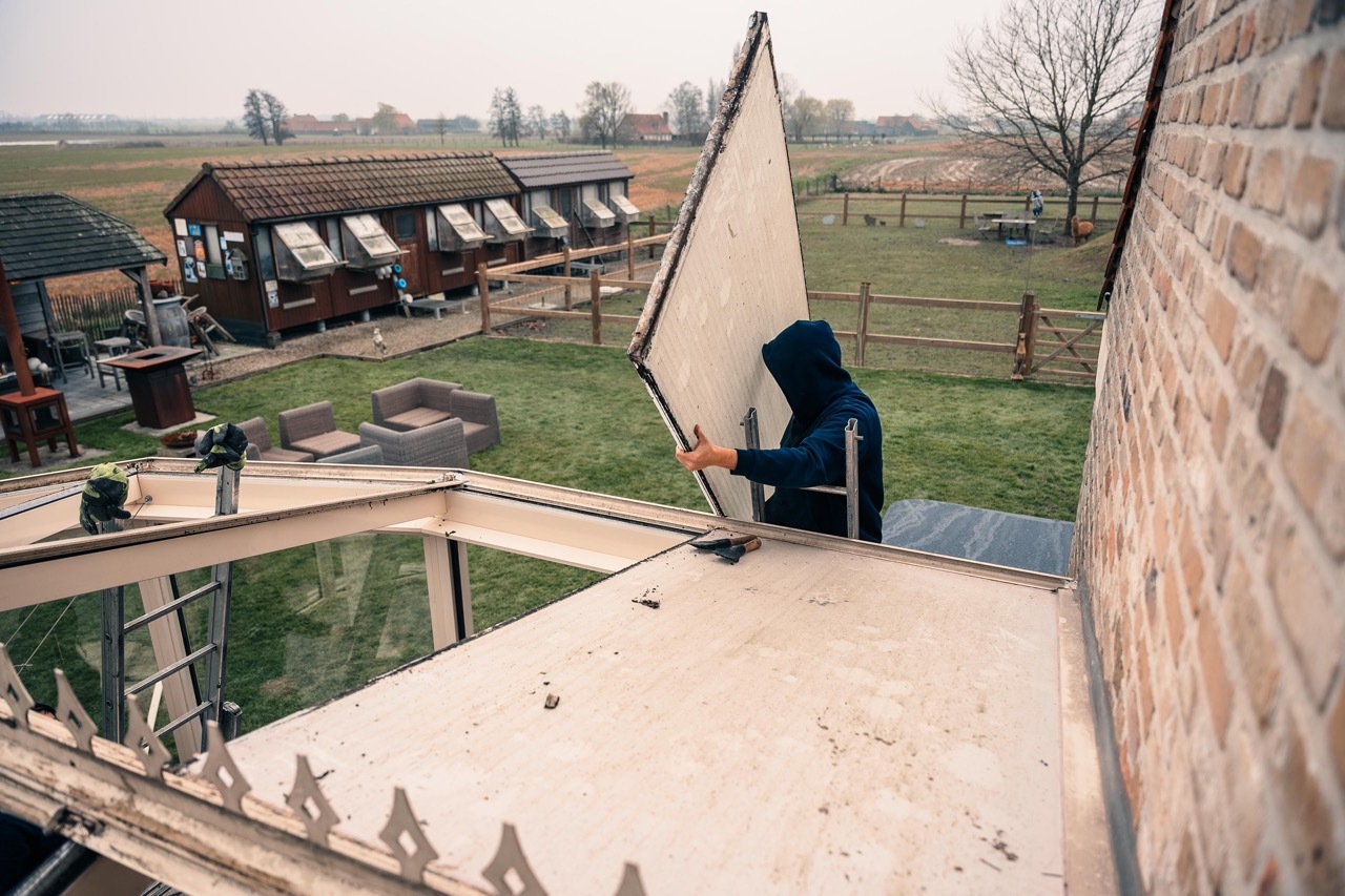 Vervangen van polycarbonaat in bestaande veranda